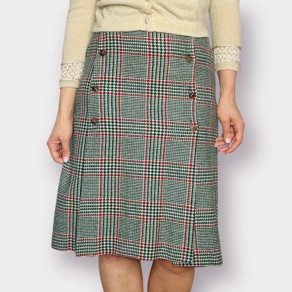 70s Red and Green Wool Plaid Skirt - Picture 2 of 7